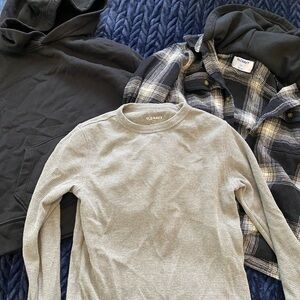Old Navy Outerwear and Waffle Knit Long Sleeve Shirt Lot size M (8)